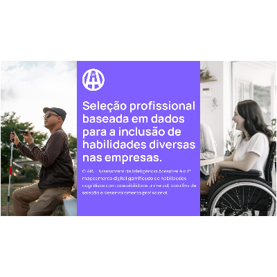 Do lado esquerdo da imagem, aparece a foto de um homem moreno, ele usa uma boina cinza, vlusa de frio marrom escuro e calça clara, ele é cego e segura a bengala em uma mão, enquanto segura o telefone em outra mão. No meio há um texto em fonte branca, com fundo roxo, que diz: Seleção profissional baseada em dados para a inclusão de habilidades diversas nas empresas. Do lado direito, há a foto de uma mulher branca de cabelos escuros até os ombros, ela usa uma blusa branca e está sorrindo, e está em sua cadeira de rodas.